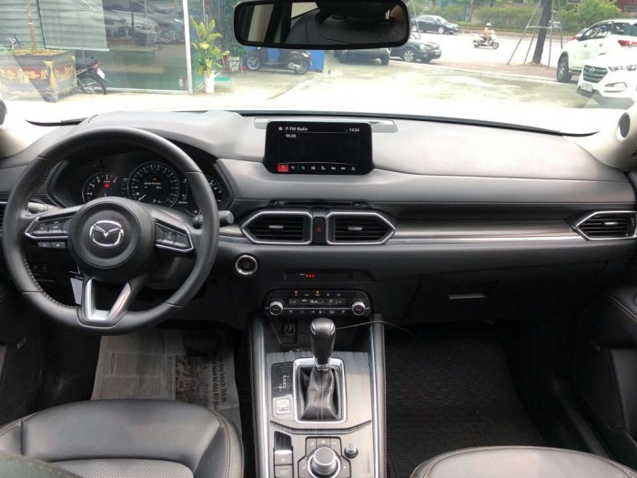 Mazda cx5 2.5 Trắng 2022 .  Dán ximăng